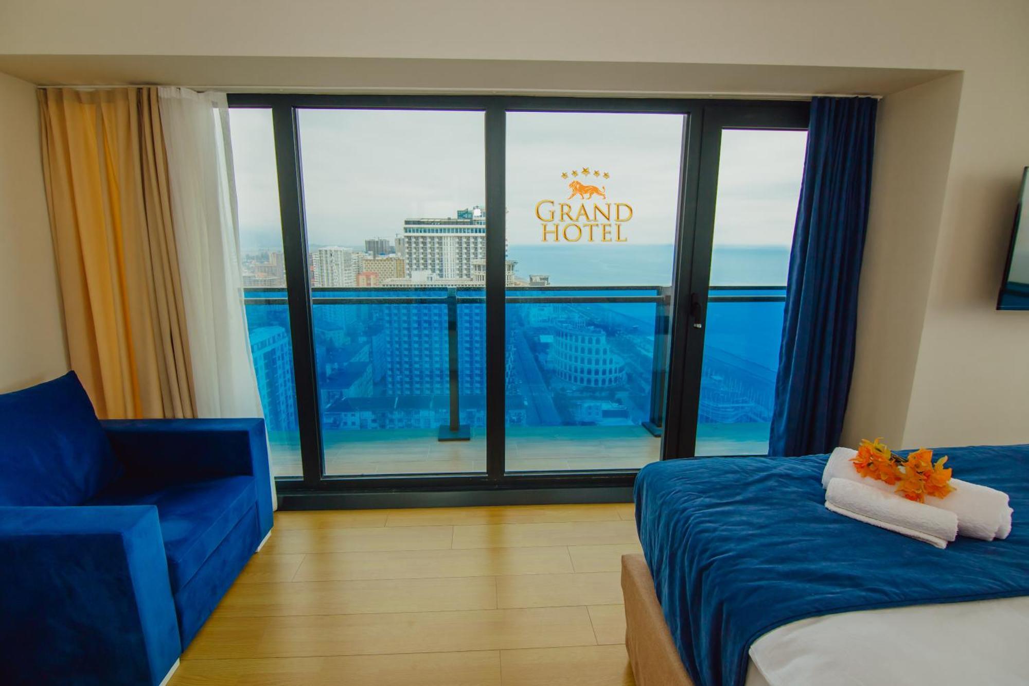 Grand Hotel ☆ Orbi City Batumi Exterior foto